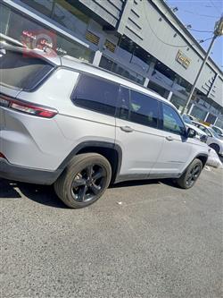 جیپ L گراند شیرۆکی